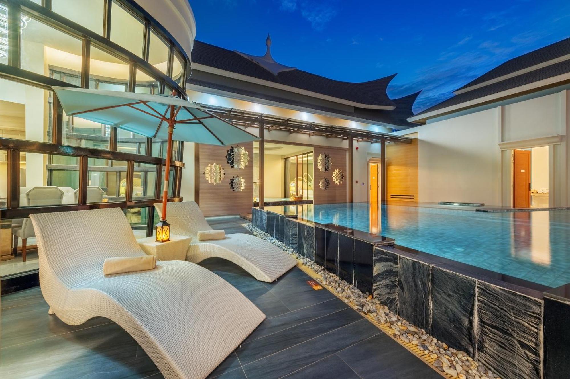 Phukalini Luxury Pool Villa & Onsen Hua Hin Exterior photo